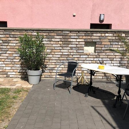 Doros Ferienoase Apartment Herzogenrath Exterior foto